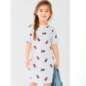 Forever 21 girls white rose printed t shirt dress
